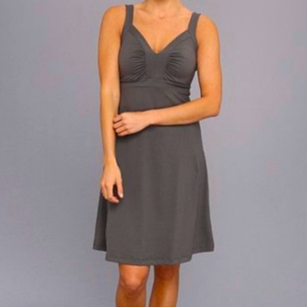 Patagonia Women's Grey Athletic Dress. XS